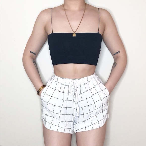 Brandy Melville eve grid high rise shorts white s - Picture 2 of 6